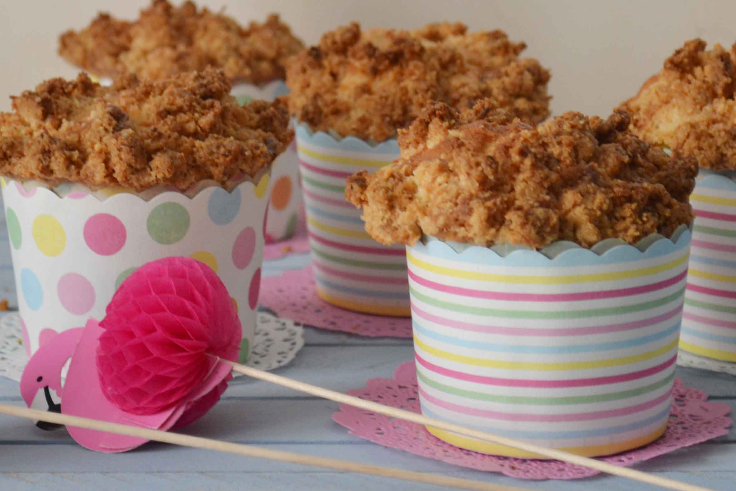 MINIPASTISSETS DE MANGO AMB CRUMBLE TROPICAL
