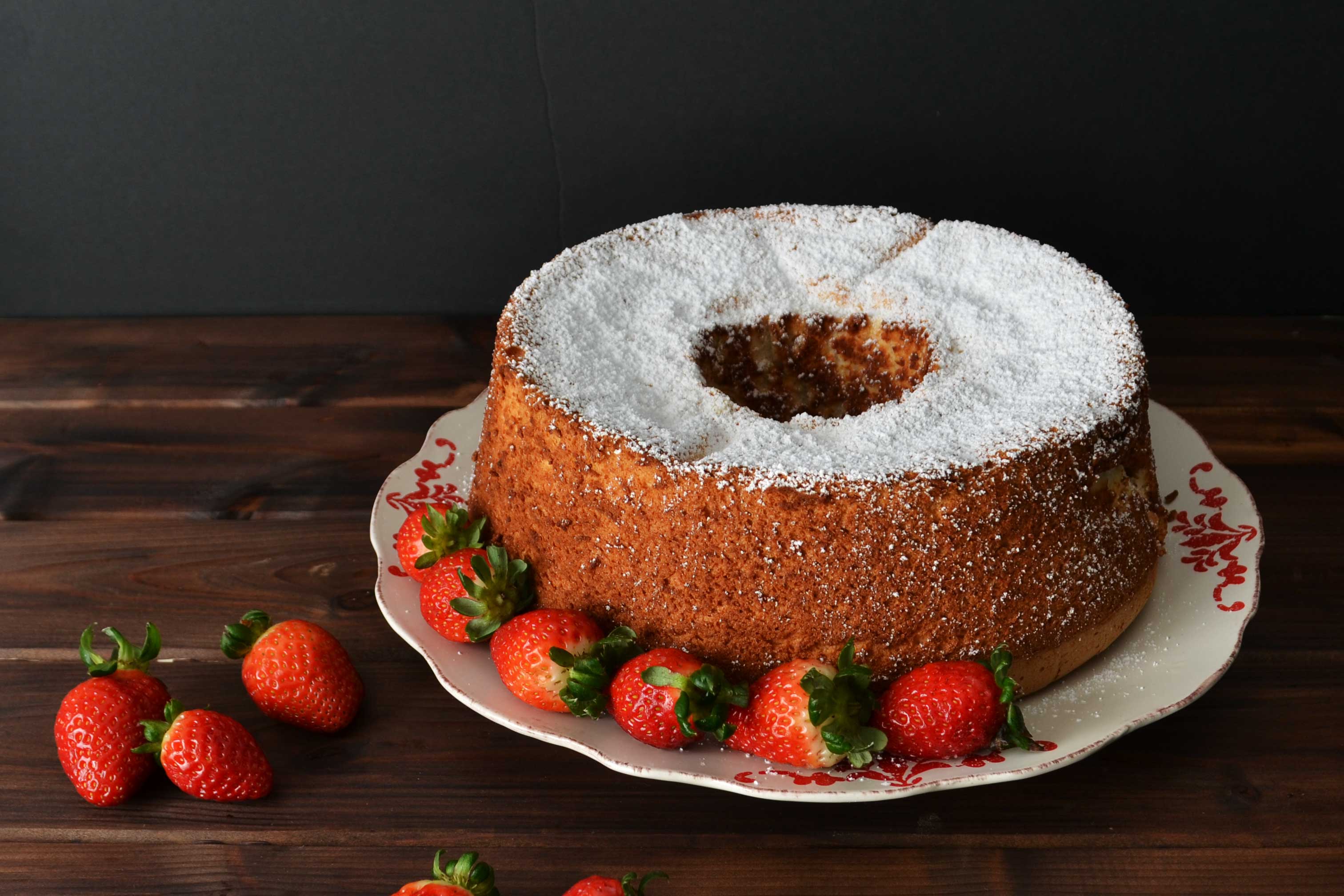 MENJAR D’ÀNGEL (ANGEL FOOD CAKE)